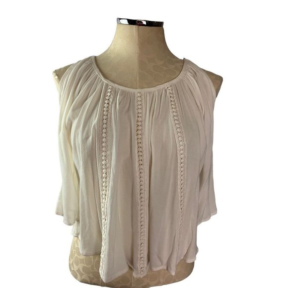 Medium Sun & Shadow Women's Cold Shoulder Crop Blouse Off White - Picture 3 of 7